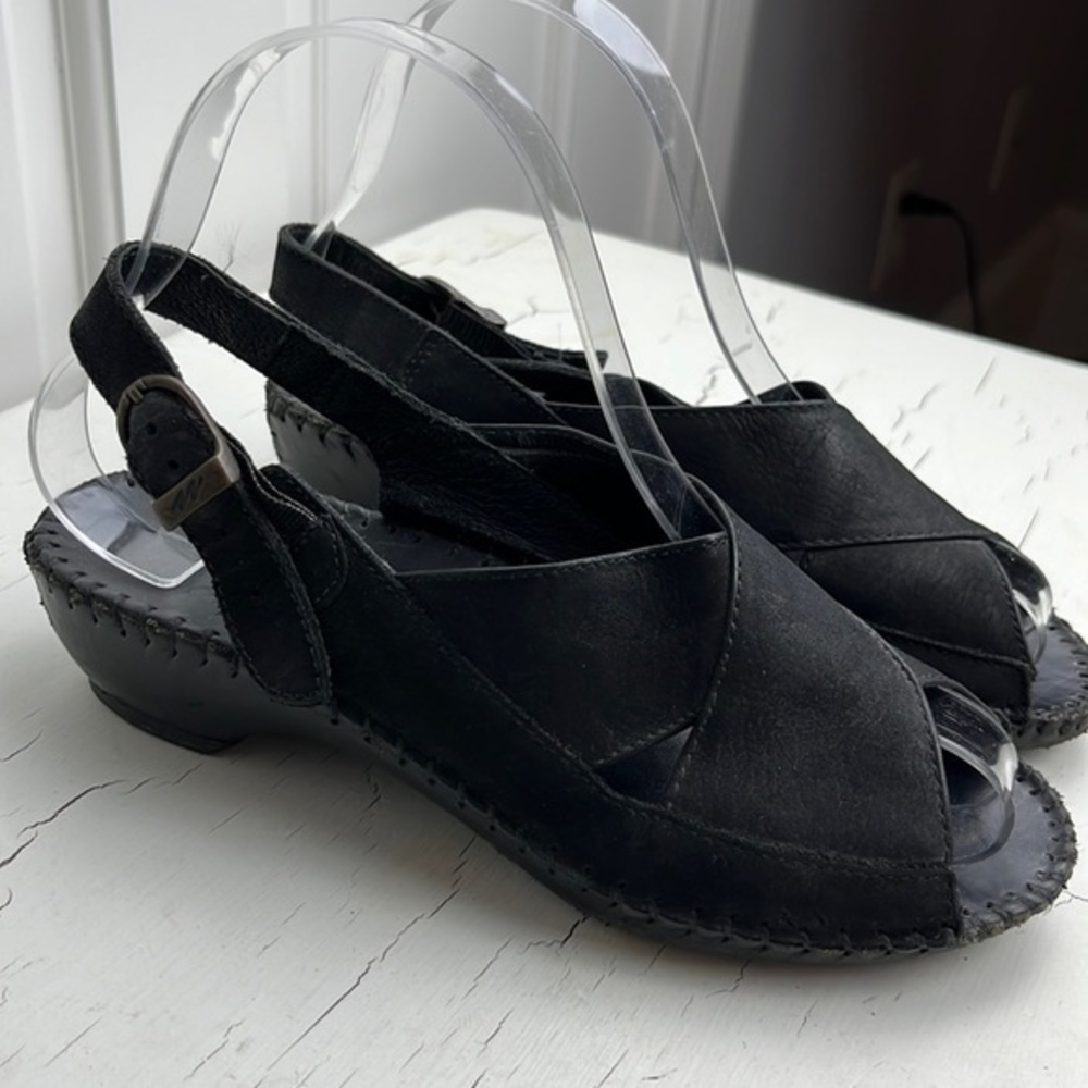 Natural Sport shoe SIZE 6